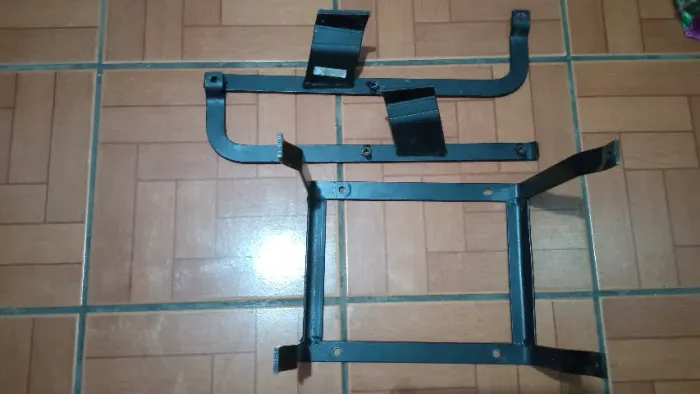 Suporte para caixa de entrega de motoboy