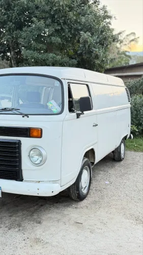 Volkswagen Kombi Furgão 1.4 MI Total Flex 8V 2011