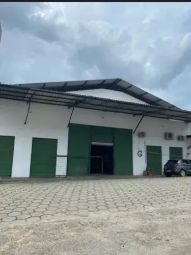 GALPÃO INDUSTRIAL E LOGÍSTICOS 1.400M²
