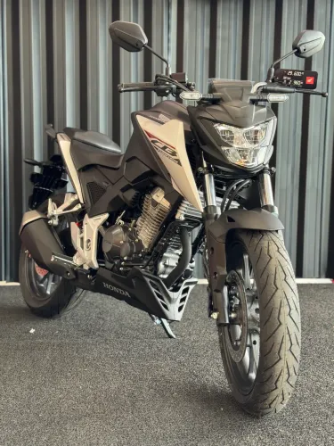CB TWISTER 300 CBS por apenas 27.999 JÁ EMPLACAMENTO GRÁTIS