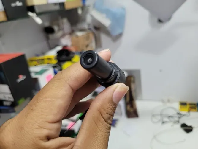 Mini Câmera WiFi IP Pequena - Não Possui Bateria Interna - Funciona Direto na Fonte