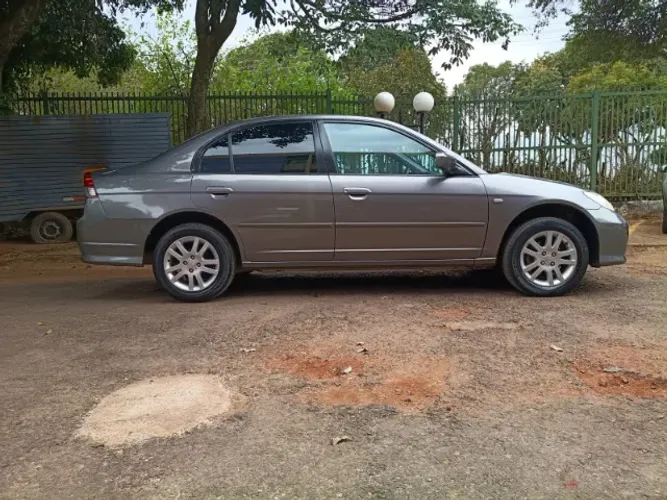 Honda Civic Sedan Lx/lxl 1.7 16V 115cv Aut. 4P 2004