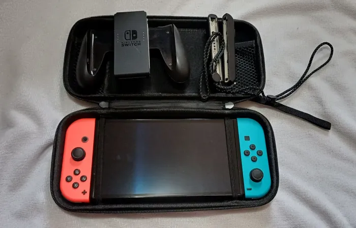 Nintendo Switch Neon