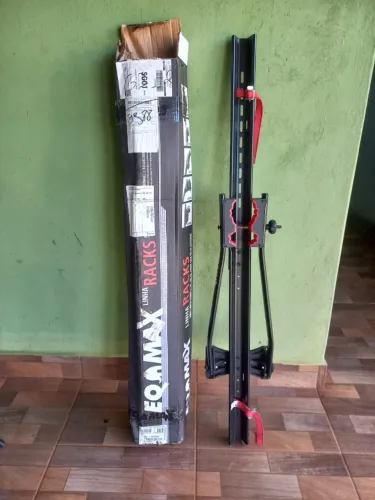 Vendo Rack de Teto Eqmax Linha Racks Universal, produto novo, nunca utilizado.