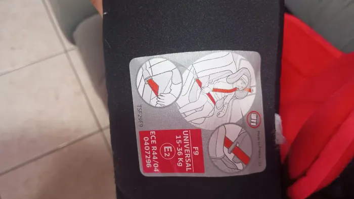 Cadeira para automóveis