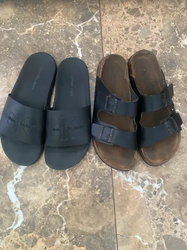 2 Sandálias TAM 41/42 (Calvin Klein + Maibulun)