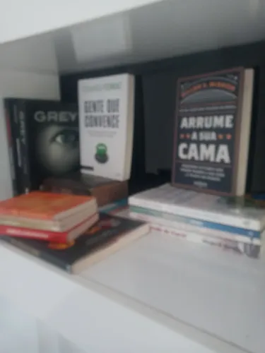 18 Livros POR R$ 157,00 (usados )
