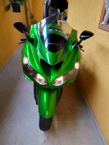 Motos Kawasaki ZX-14/ZX 2014 no Brasil