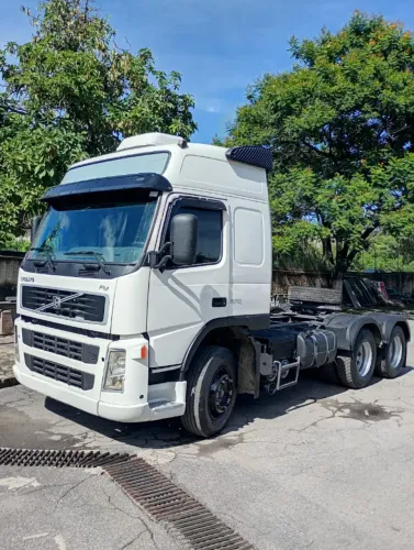 VOLVO FM 370 6X2 2010/10