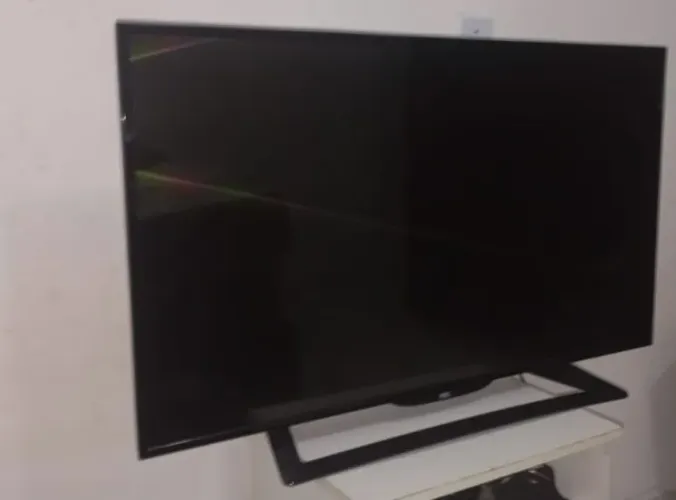 Tv 43 polegadas não é smart