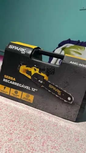 Serra SPARecarregavel com 2 baterias