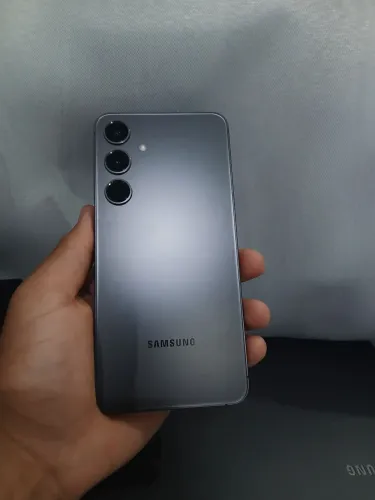 VENDO CELULAR SAMSUNG S24+ EM ÓTIMO ESTADO.