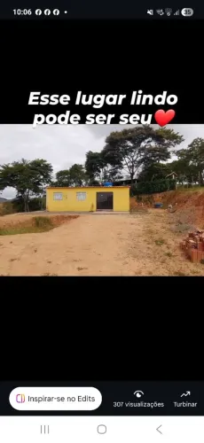 Lindo Terrenocom uma casinha