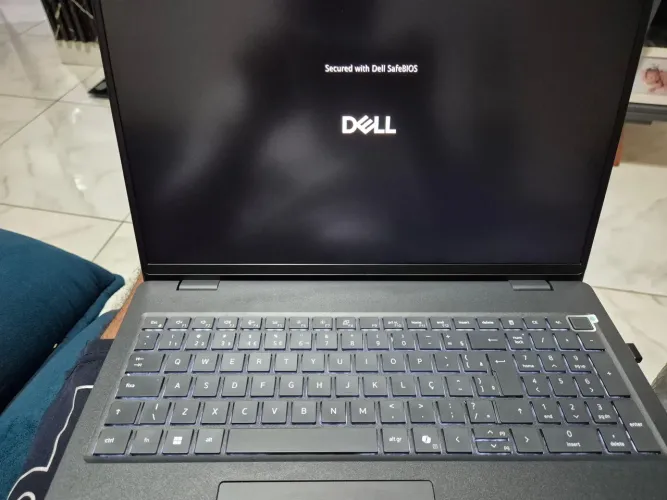 Notebook Dell Pro 16