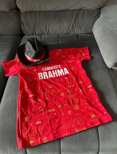 kit peão boiadeiro rodeio ! chapéu brahma + camiseta brahma camarote impecáveis ! cambuí