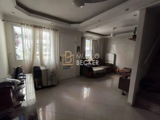 Casa em Condomínio com 3 quartos no Bairro Jardim América - SJC
