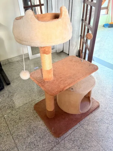 Casa arranhador para gato