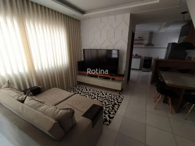 Casa para alugar, 3 quartos, Nova Uberlândia - Uberlândia/MG - Rotina Imobiliária