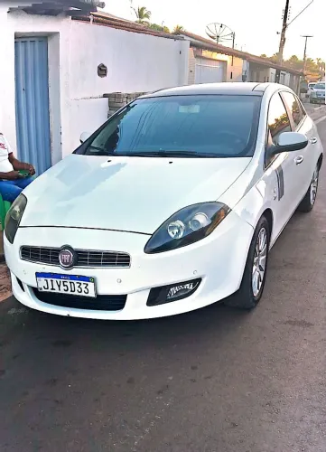 Fiat Bravo Absolute 1.8 Flex 16V 5P 2011