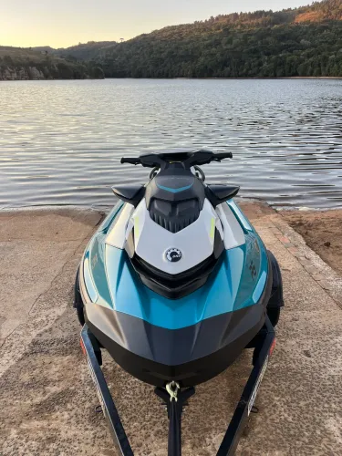 Vendo jet sky seadoo GTI 170 2024