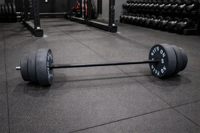 Kit de treino de Barra com Anilhas Emborrachadas