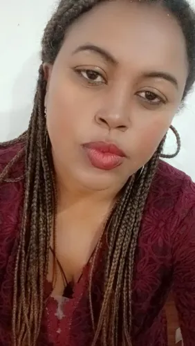 Presciso trabalhar me ajudem