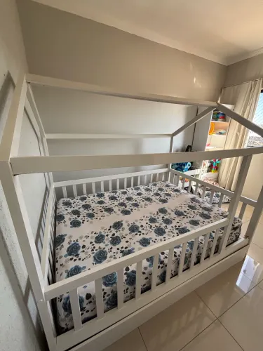 Cama montessori casal