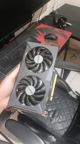 RTX 3050 GIGABYTE 8GB USADA