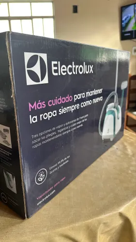 Passadeira a vapor Electrolux 