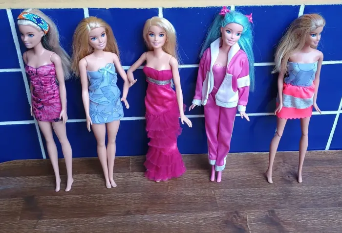 Lote de bonecas Barbie 