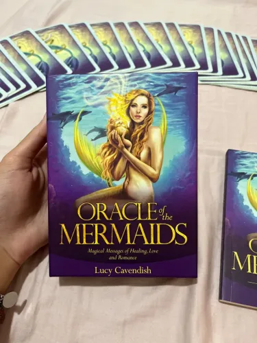 Oracle of the mermaids - Lucy Cavendish