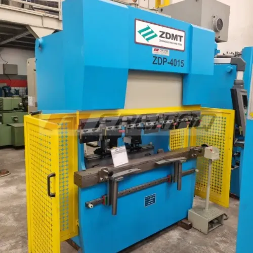 DOBRADEIRA HIDAULICA CN ZDMT 40T X 1500 MM