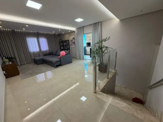 Cobertura à venda, 3 quartos, 1 suíte, 4 vagas, Jardim Industrial - Contagem/MG