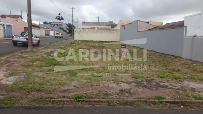 Terreno Padrão em São Carlos