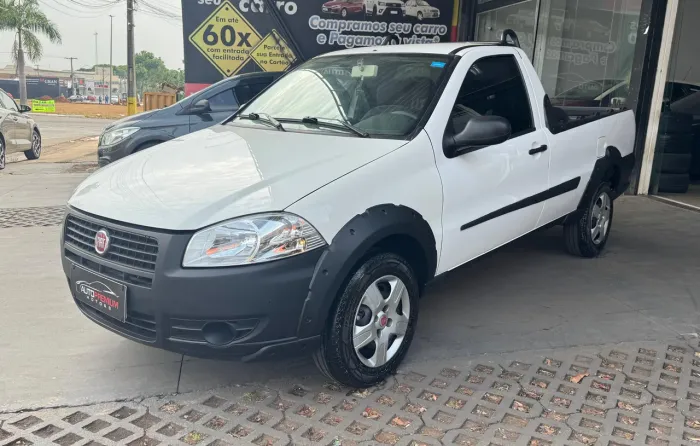 Fiat Strada Working Plus 1.4 8V Flex CS 2013