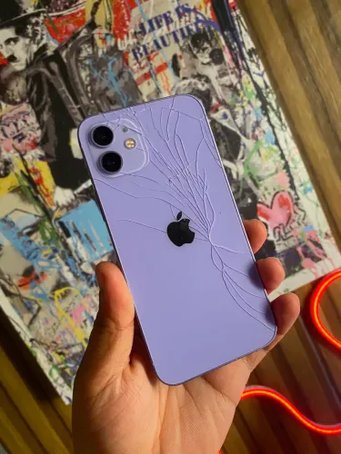iPhone 12