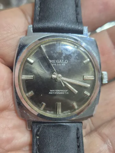 Relógio MEGALO DE LUXE MECÂNICO WATHERPROOF SUÍÇO - REVISADO