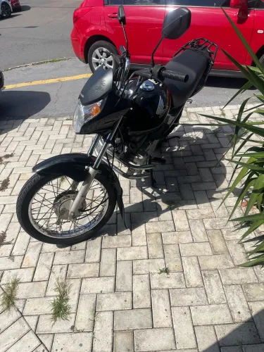 Vendo CG TITAN MIX 150 PRETA
