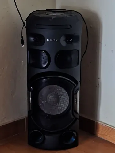 CAIXA DE SOM SONY VHHC. V42D