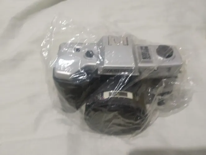 Vendo câmera antiga para colecionador