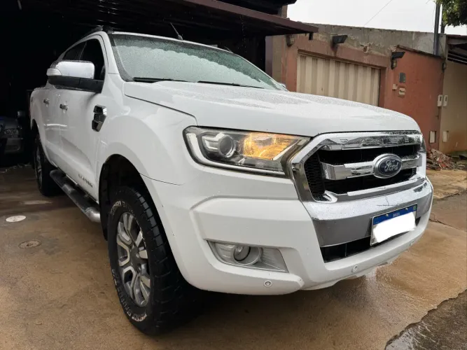 Ford Ranger Limited 3.2 20V 4X4 CD Aut. Dies. 2017