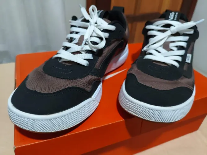 TÊNIS VANS RANGE EXP SUEDE CANVAS MARROM/PRETO USADO 3X ORIGINAL