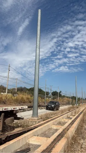 Postes/pe direito para Galpão