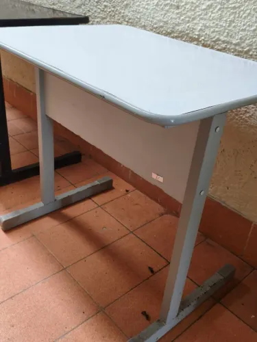 Mesa de escritorio 0.60 x 0.80
