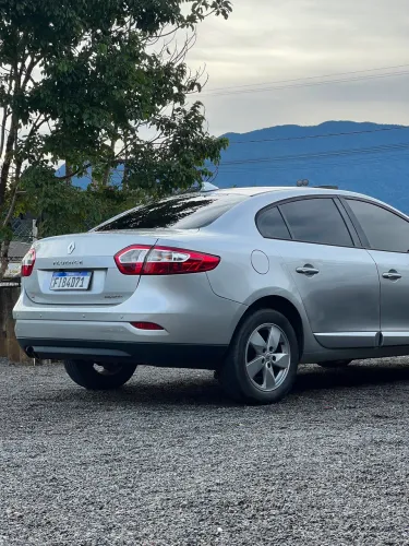 Renault Fluence Sed. Dynamique 2.0 16V Flex Aut. 2014
