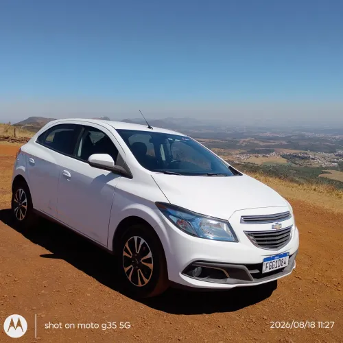 Chevrolet Onix Hatch LTZ 1.4 8V Flex Power Mec. 4P 2013
