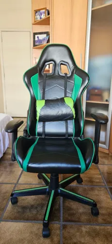 Cadeira Gamer DXRacer Preta & Verde