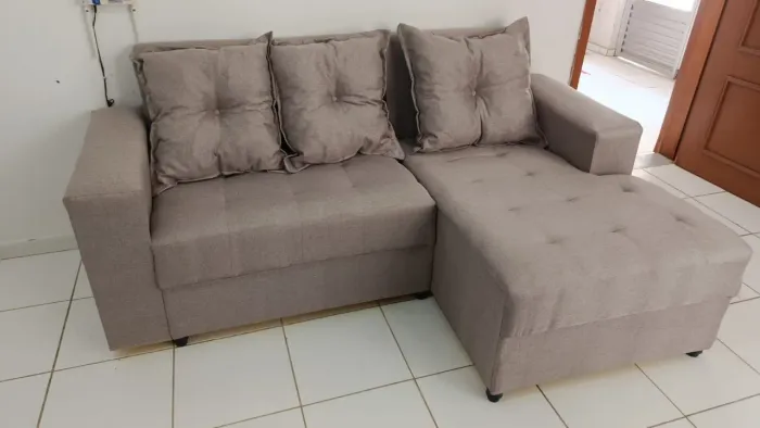 Sofa madrizinho novo
