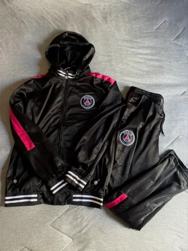 Conjunto PSG de frio 
