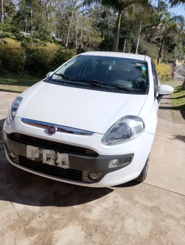 Fiat Punto Essence 1.6 Flex 16V 5P 2015